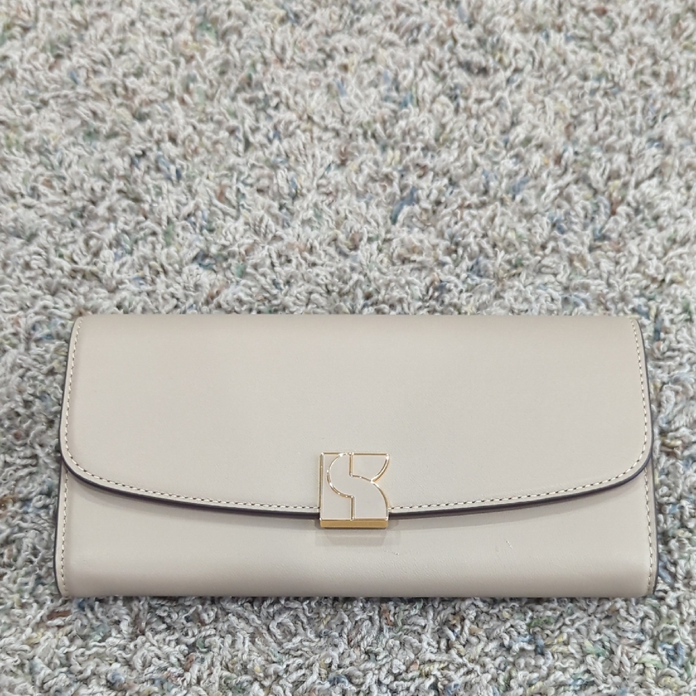 NWOT Kate Spade Elegant Cream Clutch